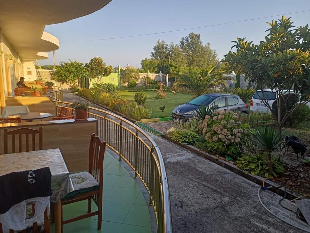 Ponari Apartments Rrotull Экстерьер фото